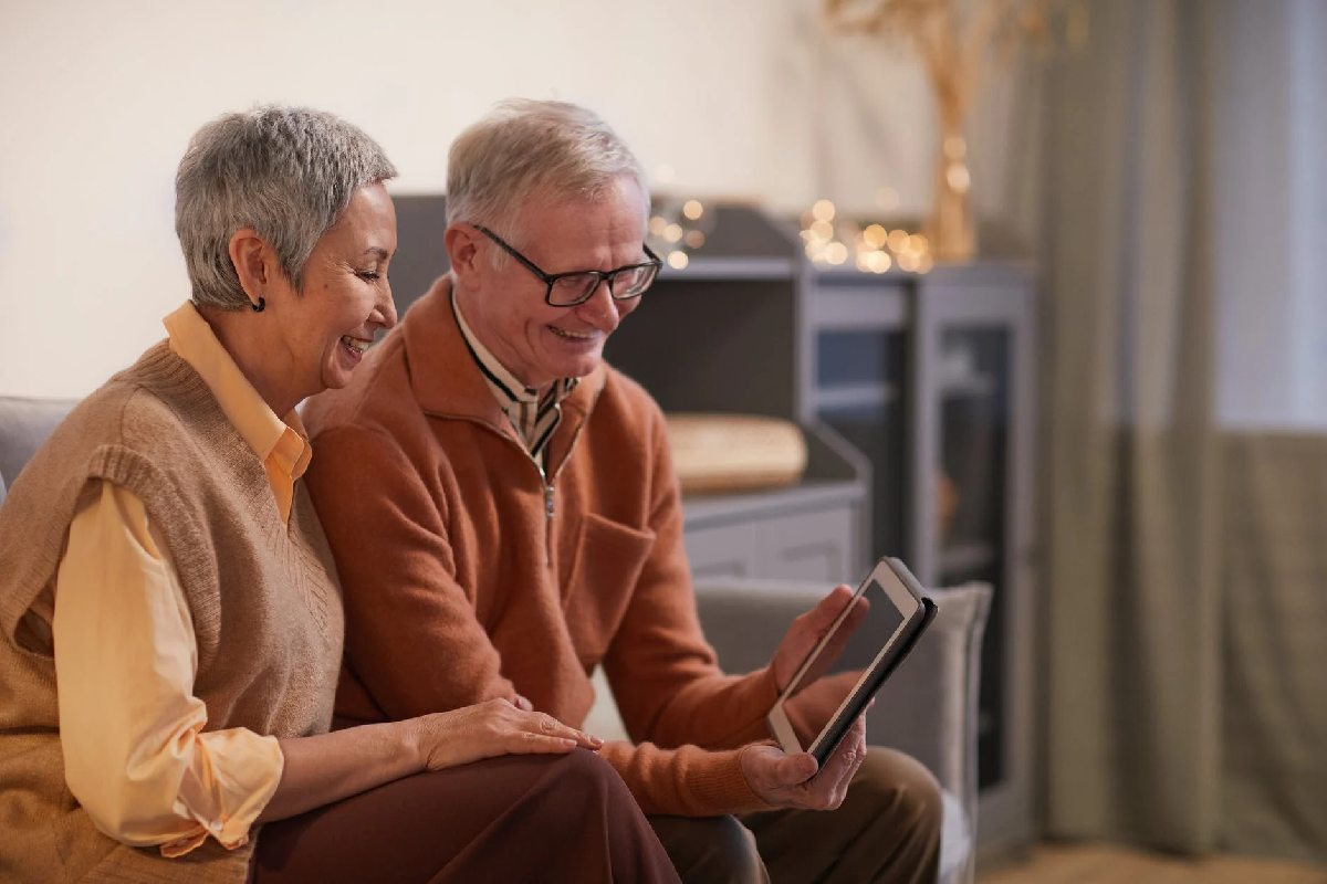 Staying Connected with Your Partner When Your Parents